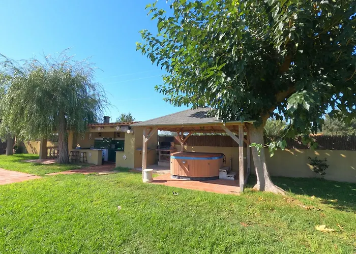 فيلة Amazing For Big Groups In The Place Of Costa Brava بالاموس